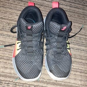 Size 9.5 Under Armor Embiid 1's.